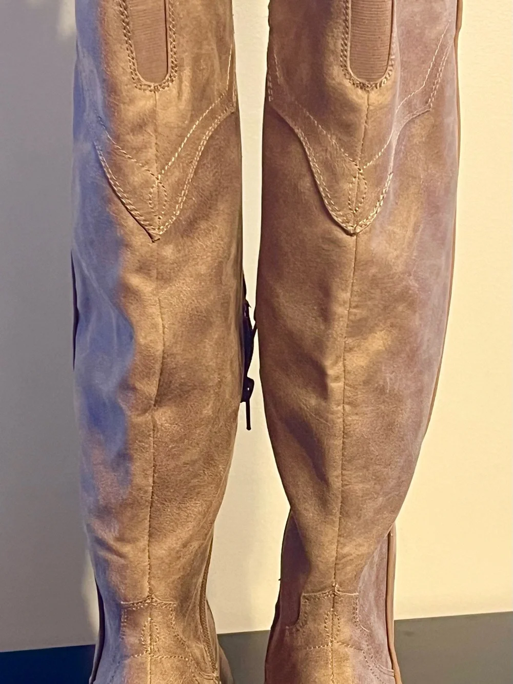 New Fergalicious Over The Knee Side Zip Western Style Boots Size 8M